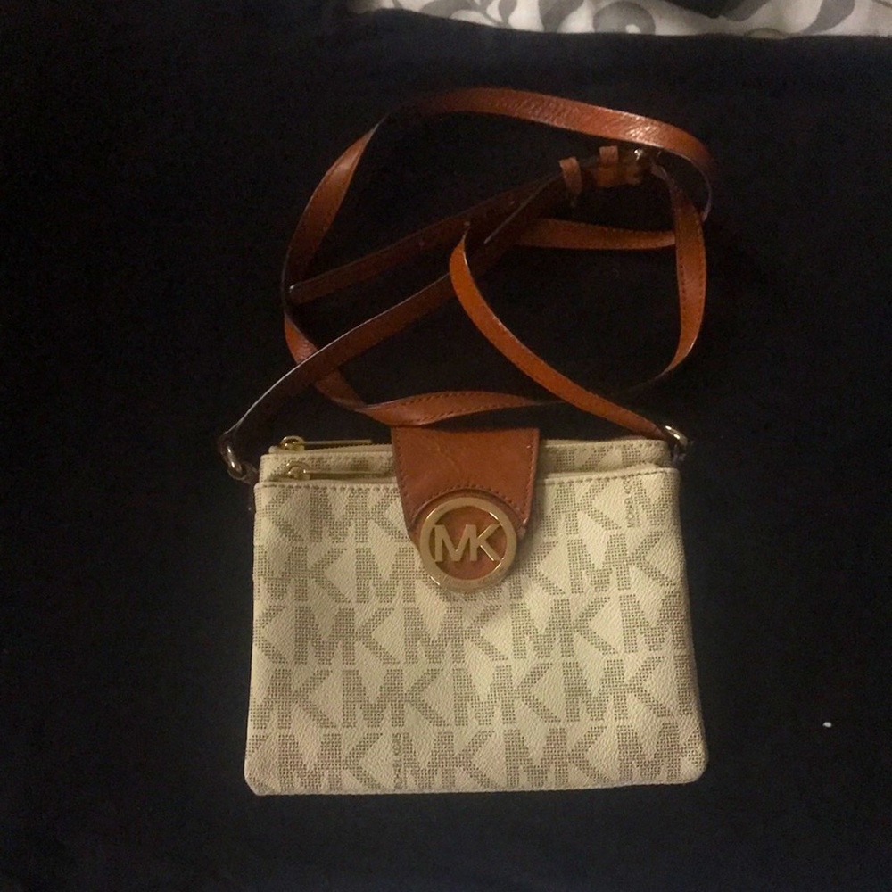 Michael Kors - cross body bag
